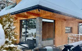 Domki Siodemka 7a 7b jacuzzi tylko dla Ciebie 7b z klimatyzacją w lecie